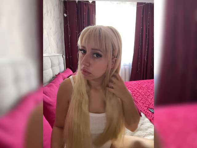 MiaLiaHot