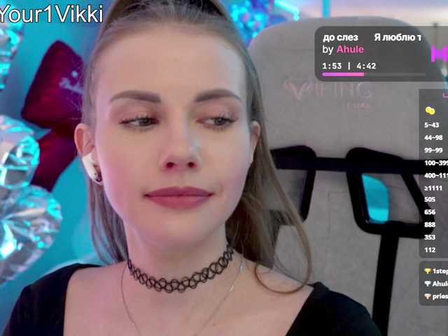 -VikkiL0vesCheese-