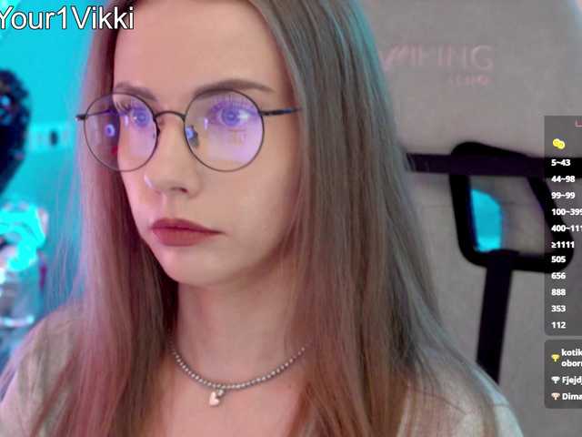 -VikkiL0vesCheese-