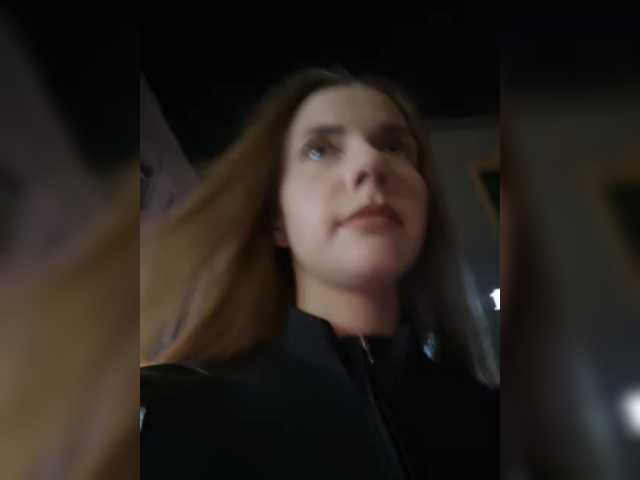 Vai a chattare su VikkiExtraCheese VikkiExtraCheese