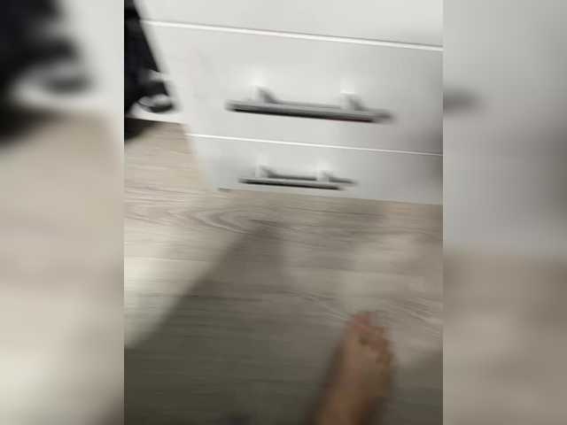 Entra en el chat con el modelo Ketadeksa Ketadeksa