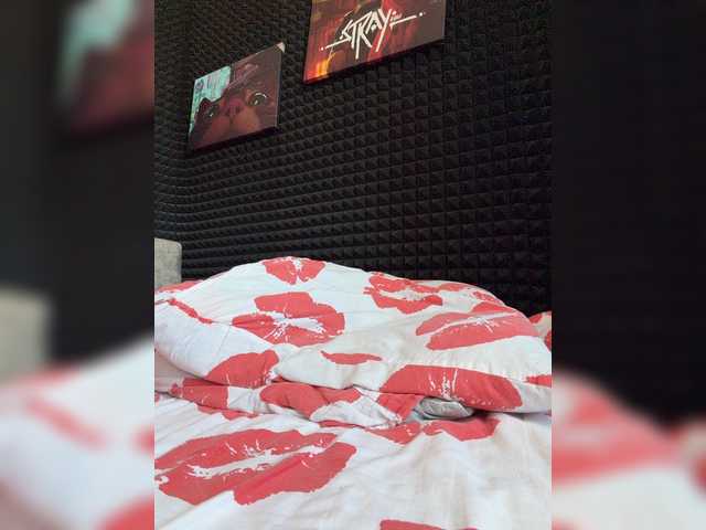 Entrez le videochat erotique avec le
modèle StrawberryGirl- StrawberryGirl-