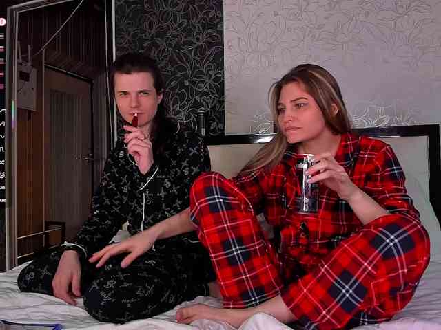 QueenAfina live show