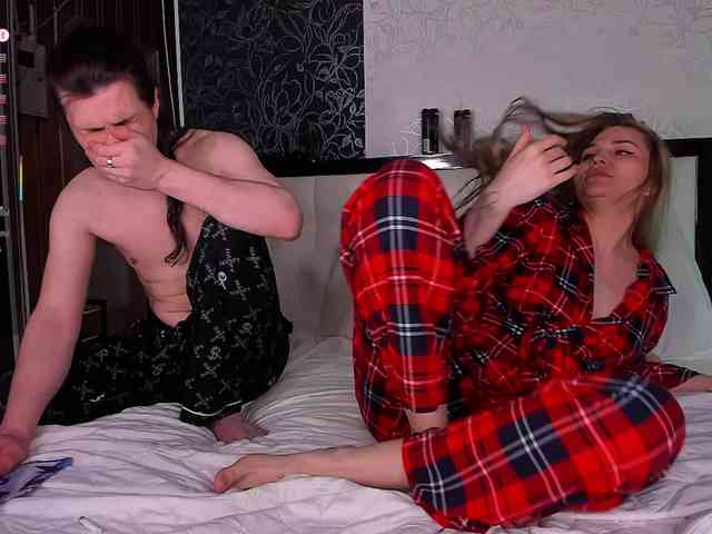 QueenAfina live show