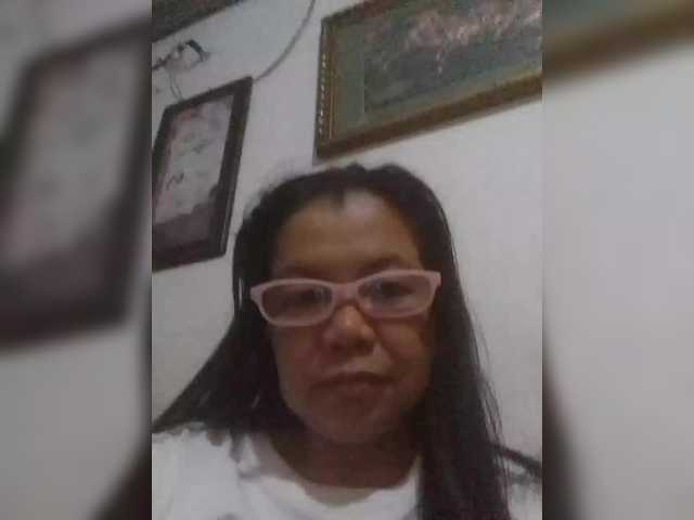 Ariana08