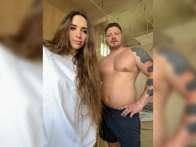 Vai a chattare su SnakeandTina SnakeandTina