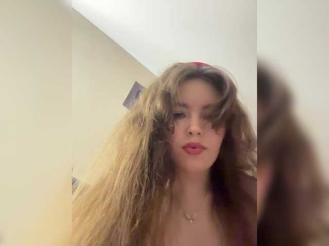 Entra en el chat con el modelo YourLadyyy YourLadyyy
