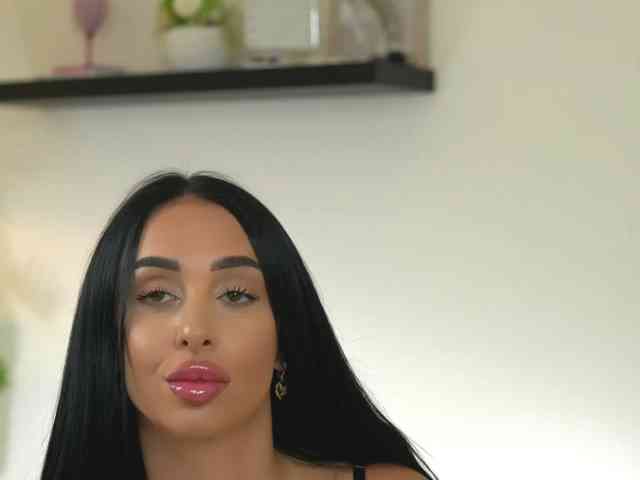 KairaAndrews's Sexcam