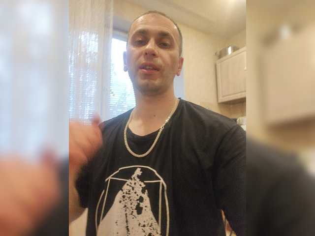 Entra en el chat con el modelo MollyDave MollyDave