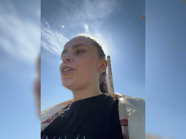 Vai a chattare su LolaSexxx LolaSexxx