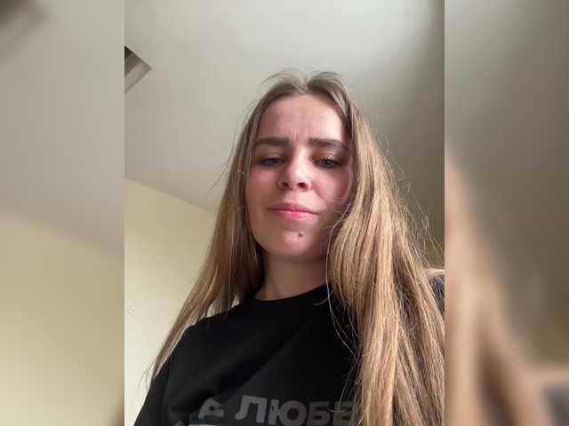 go to chat with LolaSexxx