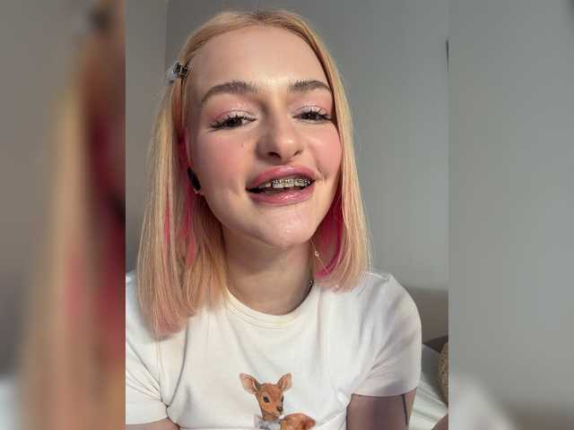 Entrez le videochat erotique avec le
modèle analo4ka_kisa analo4ka_kisa