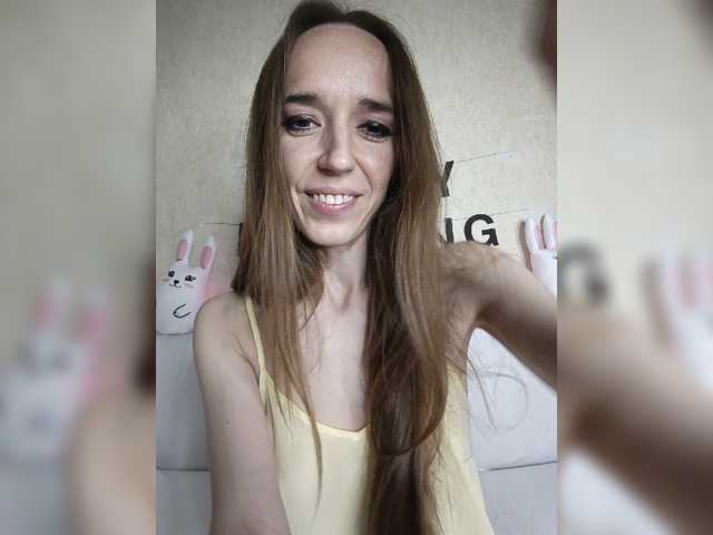 Entra en el chat con el modelo A_R_T_A A_R_T_A