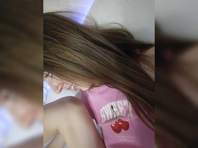Entra en el chat con el modelo A_R_T_A A_R_T_A