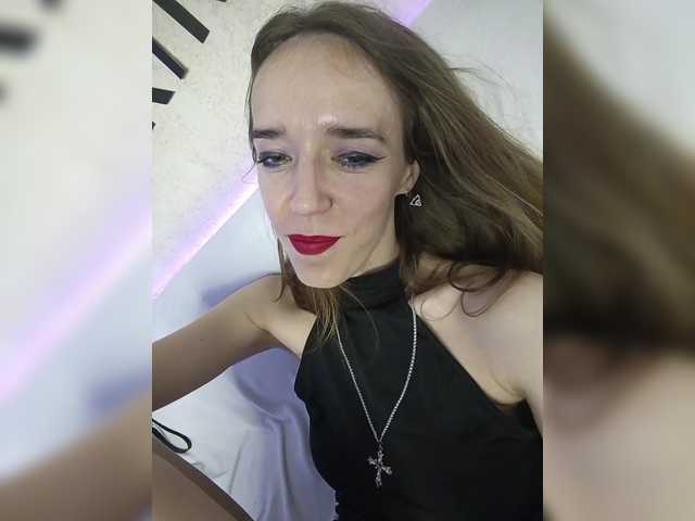Gratis Live Sexcam mit A_R_T_A A_R_T_A