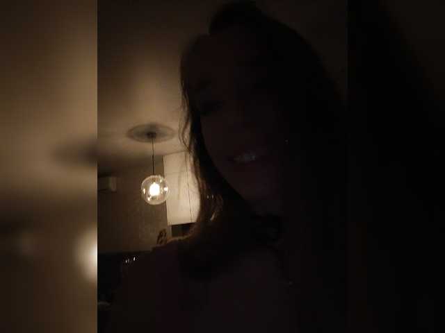 Entrez le videochat erotique avec le
modèle A_R_T_A A_R_T_A