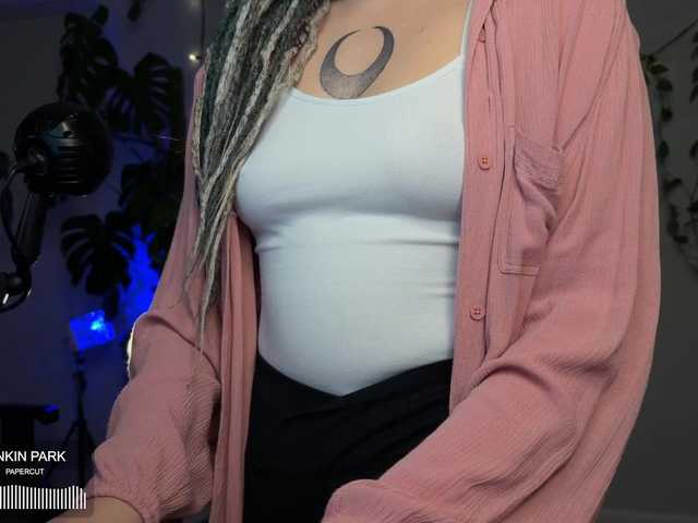 Entrez le videochat erotique avec le
modèle SOVA_tut SOVA_tut