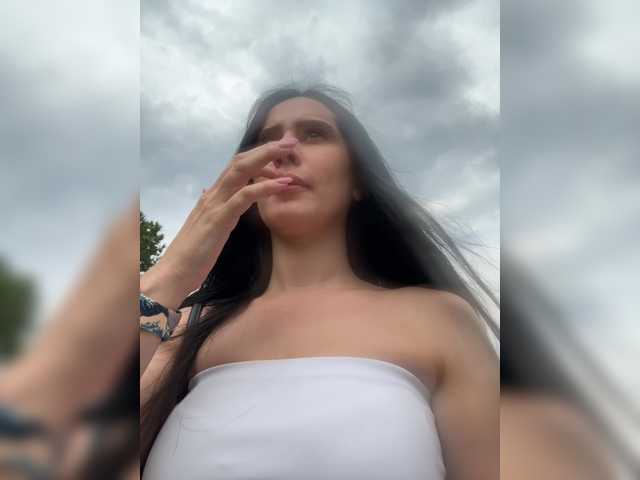 Vai a chattare su MarKaa0 MarKaa0