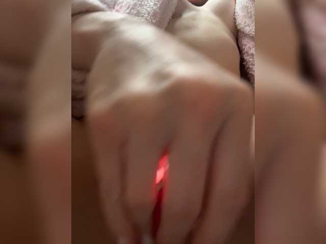 Entra en el chat con el modelo desorwss desorwss