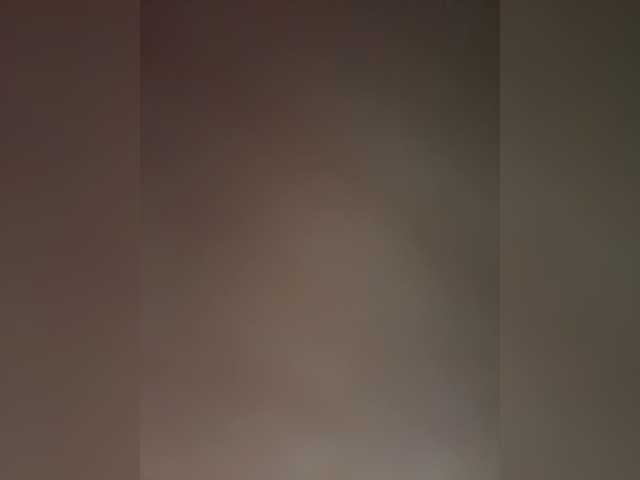 Entra en el chat con el modelo FunnyBanny0312 FunnyBanny0312