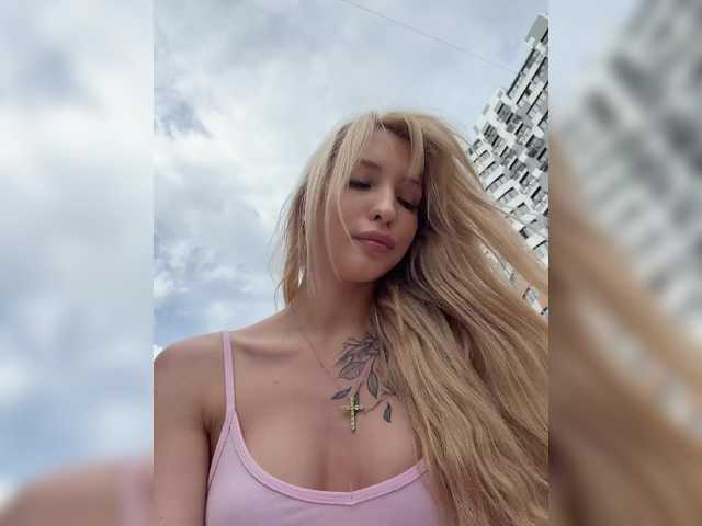 go to chat with Cristi-Candy