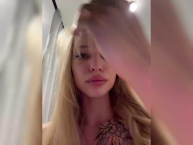 Accedi alla chat con il nickname Cristi-Candy Cristi-Candy