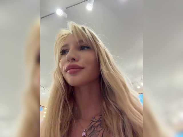 Vai a chattare su Cristi-Candy Cristi-Candy