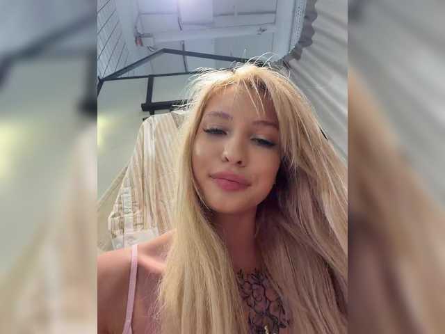 Accedi alla chat con il nickname Cristi-Candy Cristi-Candy