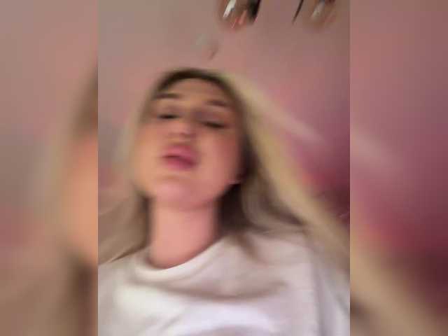 Vai a chattare su Stiflers_mom Stiflers_mom