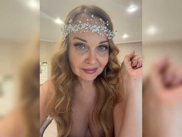 Vai a chattare su Milf_Zabava Milf_Zabava