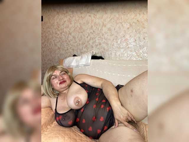 Entra en el chat con el modelo Barbara_milf Barbara_milf