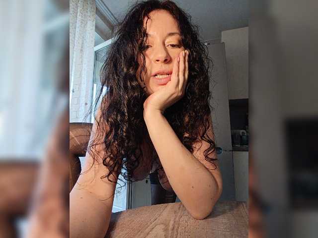 Vai a chattare su Annanas Annanas