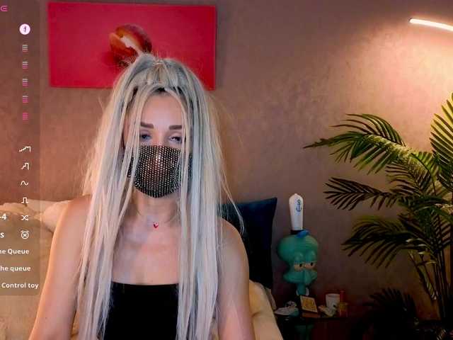 Vai a chattare su Sonya-Love Sonya-Love