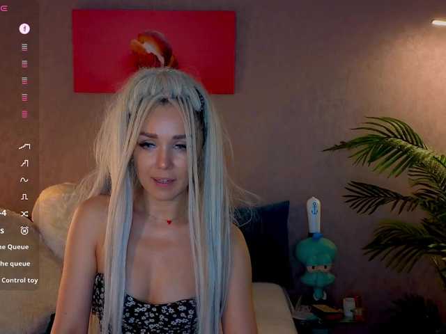 Entra en el chat con el modelo Sonya-Love Sonya-Love