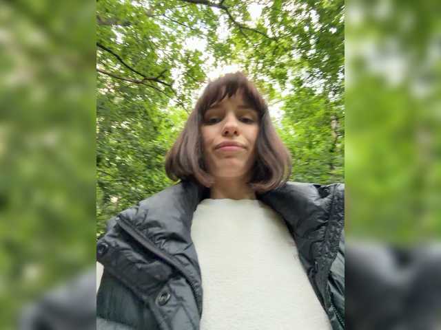 Entrez le videochat erotique avec le
modèle MyshkaNiks MyshkaNiks