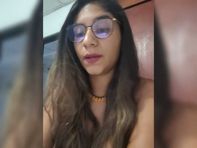 Profile and Statistics for Sofythom1 on BongaCams