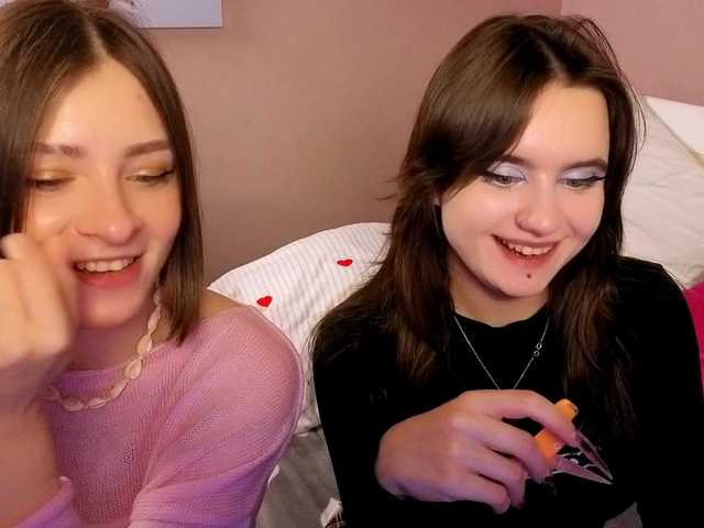 Entra en el chat con el modelo MaoandLulu MaoandLulu