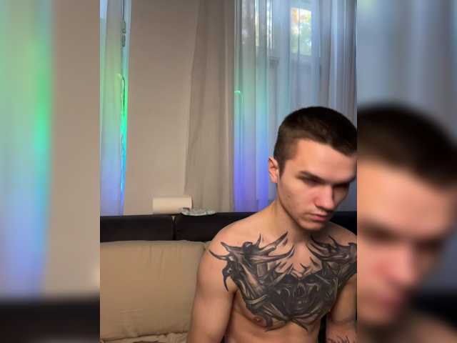 Перейти в чат AAOneLove