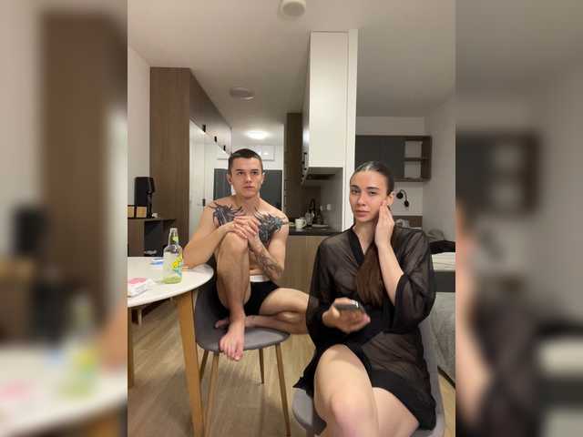 Gratis Live Sexcam mit AAOneLove AAOneLove