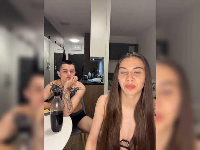 Gratis Live Sexcam mit AAOneLove AAOneLove