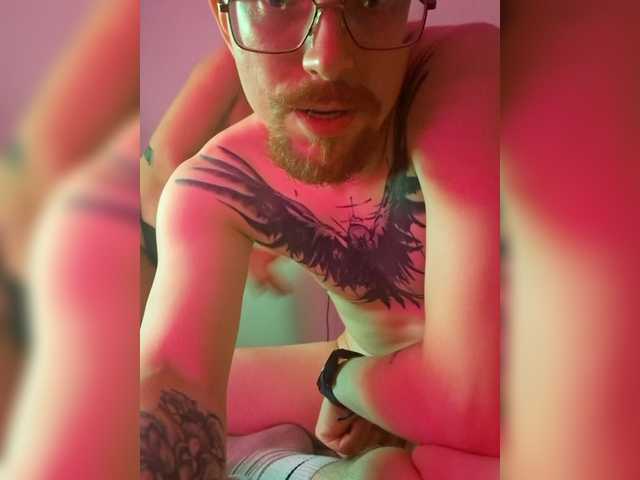 Accedi alla chat con il nickname Tomsan Tomsan