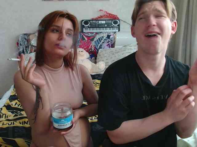 TheSluttyFox live show