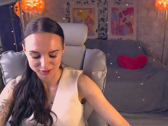 Gratis Live Sexcam mit NicoleMerz NicoleMerz