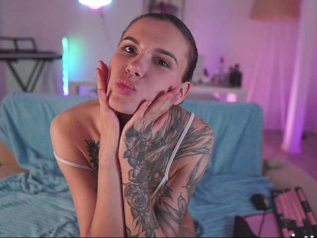 Vai a chattare su SexDelivery SexDelivery