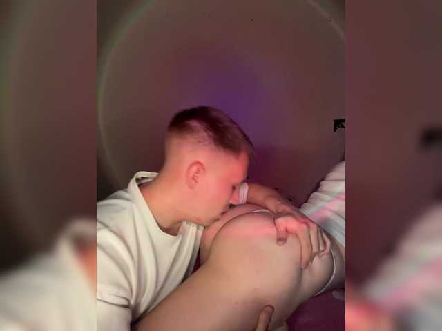 Entrez le videochat erotique avec le
modèle Asstiii1234 Asstiii1234