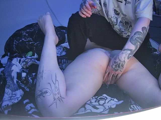 Entra en el chat con el modelo gothfaceJPG gothfaceJPG