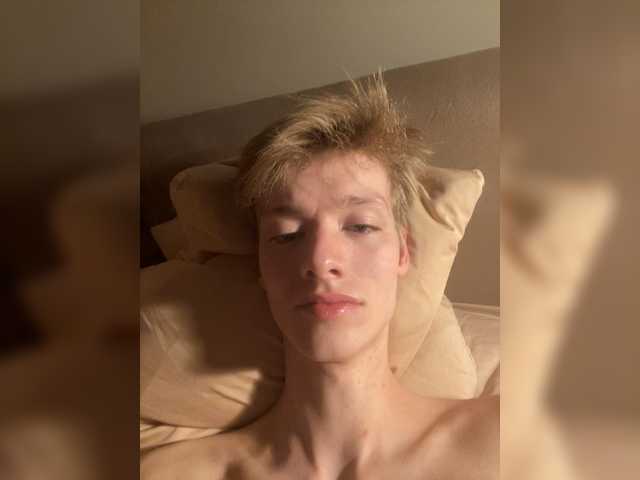 Accedi alla chat con il nickname Tutatoboon Tutatoboon