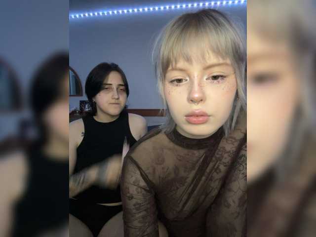 Gratis Live Sexcam mit AliceAndMia AliceAndMia