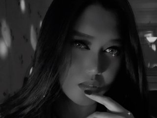 Вебкам-модель lovelycarla