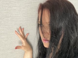 Live трансляция LoveCatsuit - Runet.cam